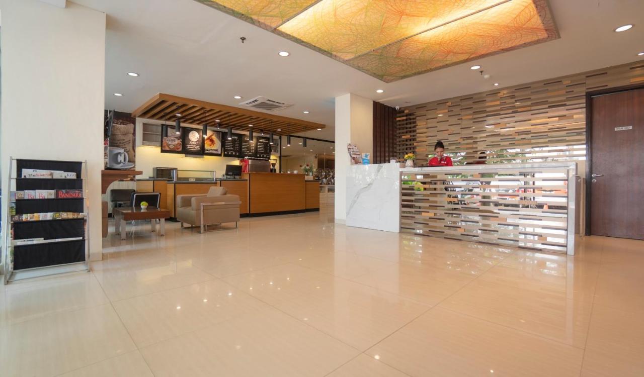 D'Primahotel Airport Jakarta 1 Tangerang Kültér fotó